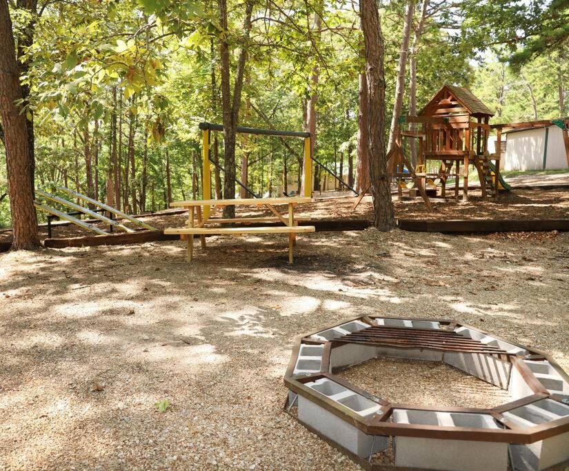3 Bedroom Vacation Home Next To Silver Dollar City แบรนสัน ภายนอก รูปภาพ